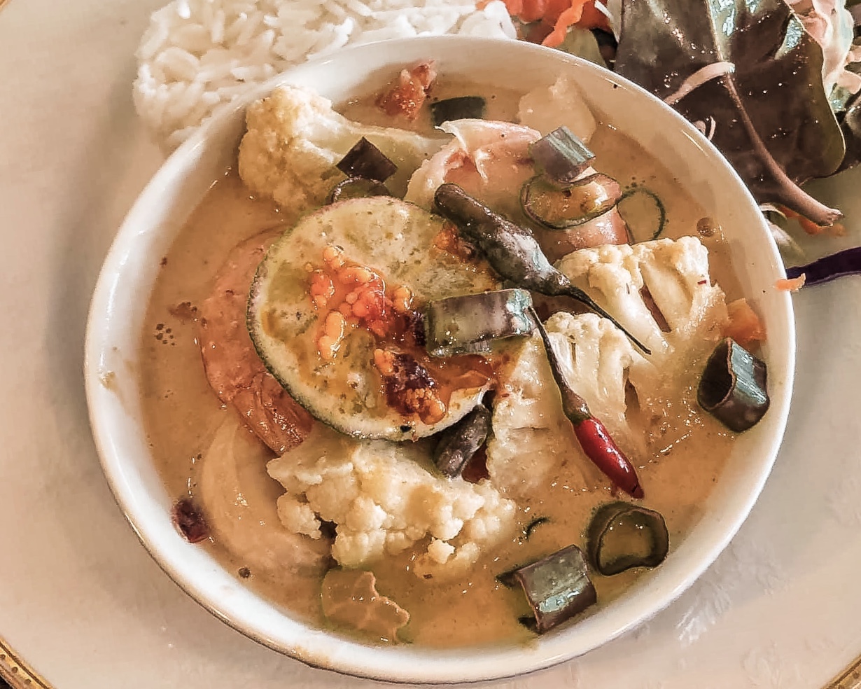 Free Template by colorlib.com